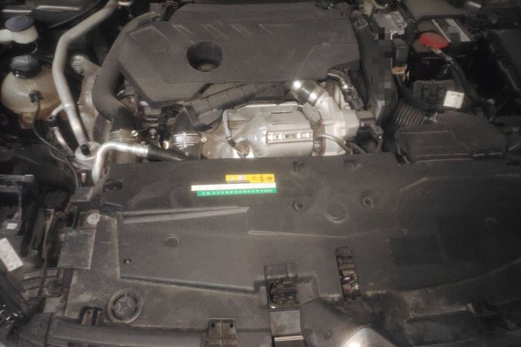 Used Citroen C5 X 2023 1.6T Enjoy the Extraordinary Engine Bay