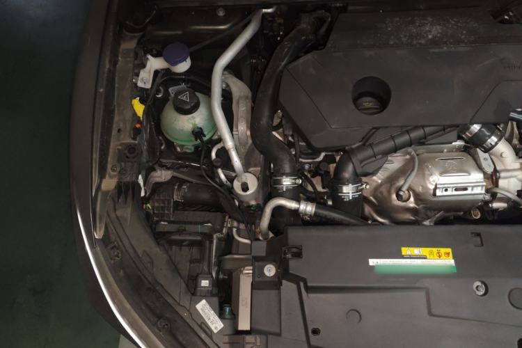Used Citroen C5 X 2023 1.6T Extraordinary Power Engine Bay Right