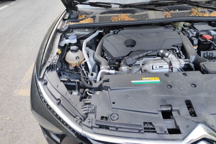 Used Citroen C5 X 2023 1.6T Extraordinary Power Engine Bay Right