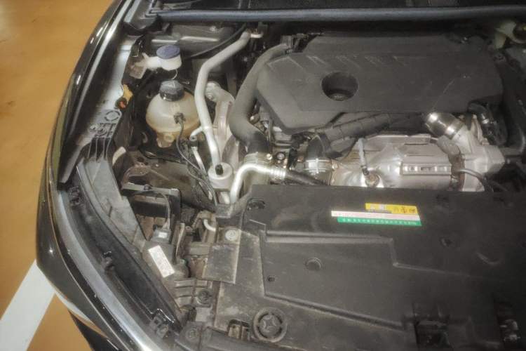 Used Citroen C5 X 2023 1.6T Enjoy the Extraordinary Engine Bay Right