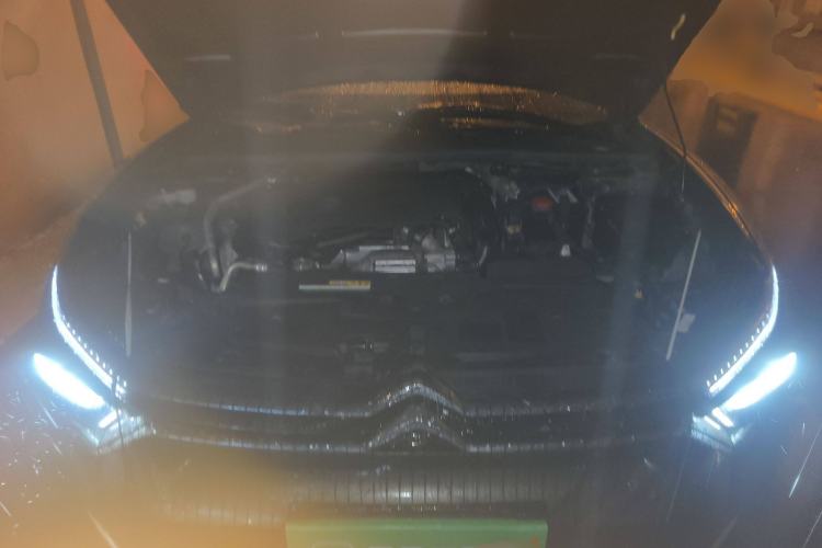 Used Citroen C5 X 2023 1.6T Extraordinary Power Engine Bay