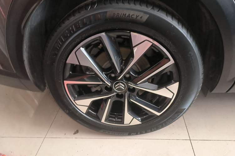 Used Citroen C5 X 2023 1.6T Enjoy the Extraordinary Exterior 5
