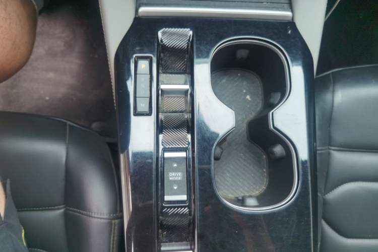 Used Citroen C5 X 2023 1.6T Extraordinary Power Gear Lever