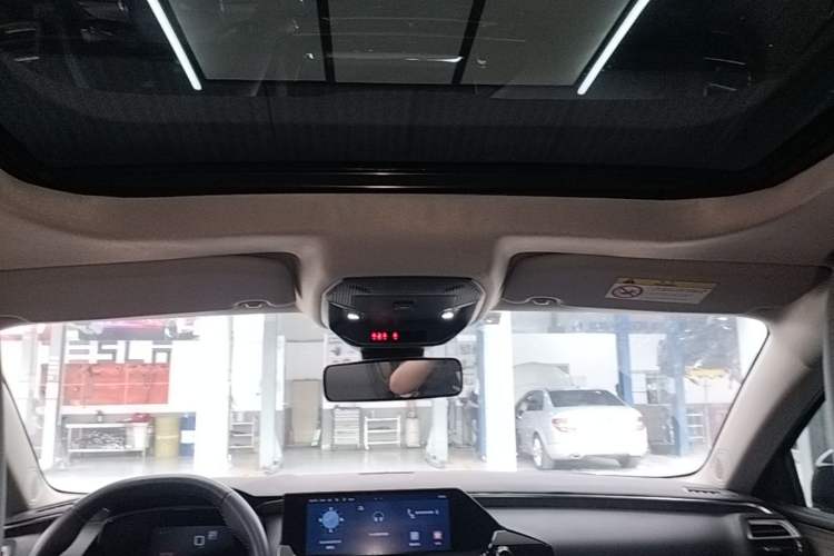 Used Citroen C5 X 2023 1.6T Enjoy the Extraordinary Headliner