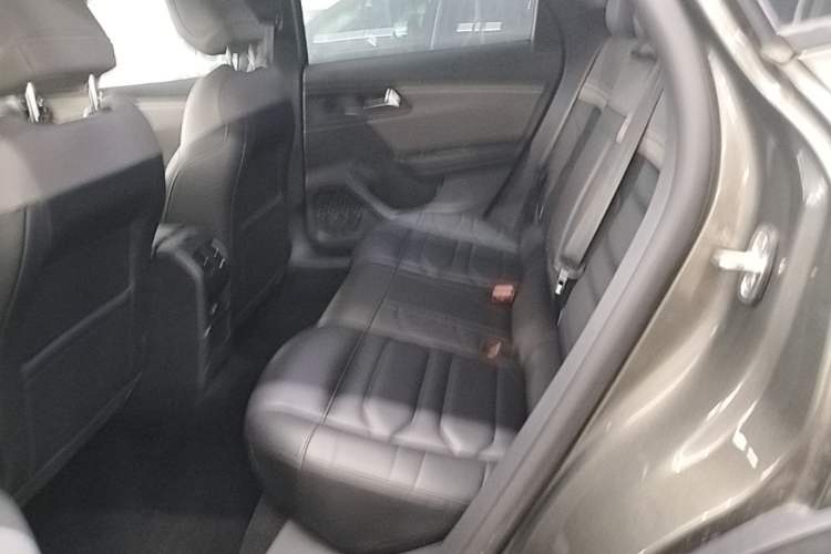 Used Citroen C5 X 2023 1.6T Enjoy the Extraordinary Left Rear Seat