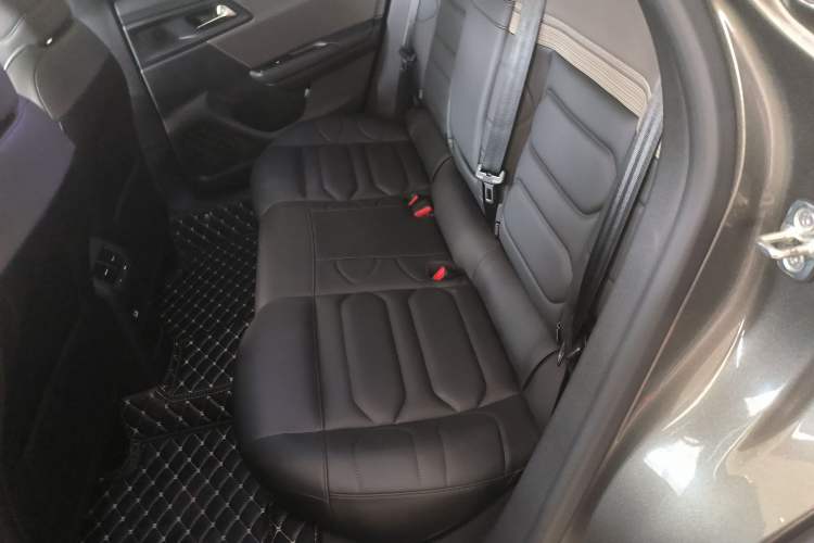 Used Citroen C5 X 2023 1.6T Enjoy the Extraordinary Left Rear Seat