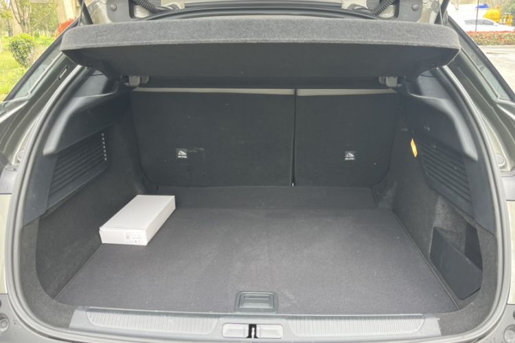 Used Citroen C5 X 2023 1.6T Enjoy the Extraordinary Trunk
