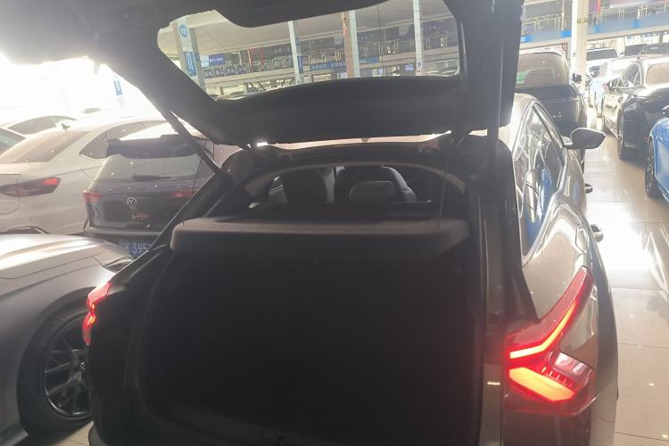 Used Citroen C5 X 2023 1.6T Enjoy the Extraordinary Trunk