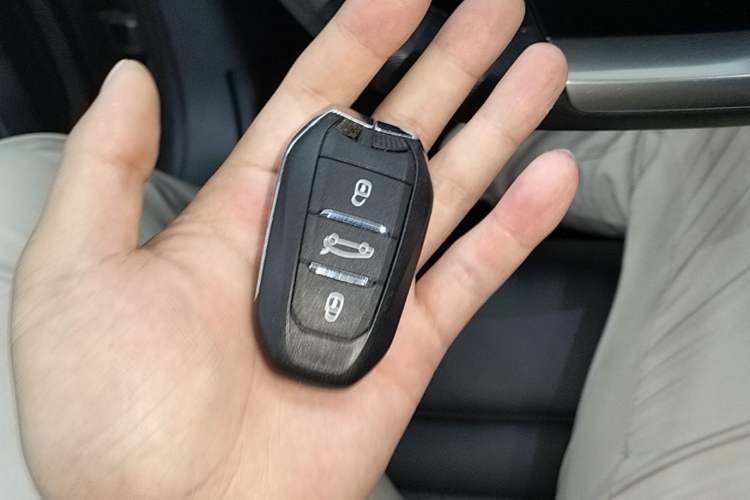Used Citroen C5 X 2023 1.6T Enjoy the Extraordinary Vehicle Key