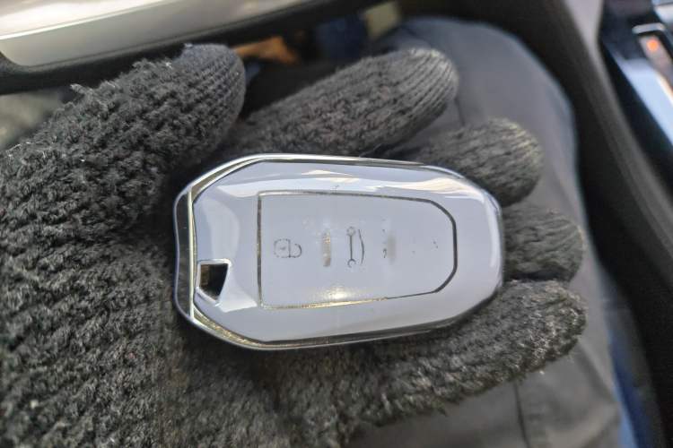 Used Citroen C5 X 2023 1.6T Enjoy the Extraordinary Vehicle Key