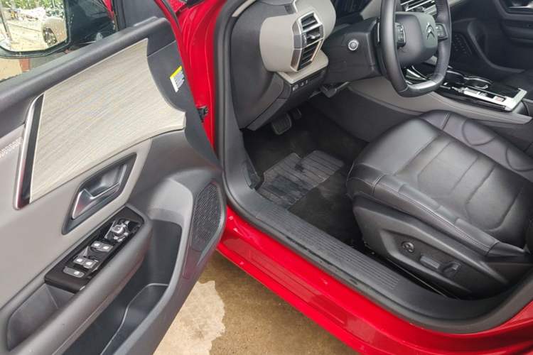 Used Citroen C5 X 2023 1.6T Flagship Edition Driver Seat