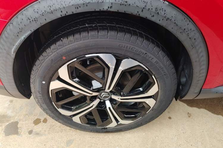 Used Citroen C5 X 2023 1.6T Flagship Edition Right Rear Wheel Hub