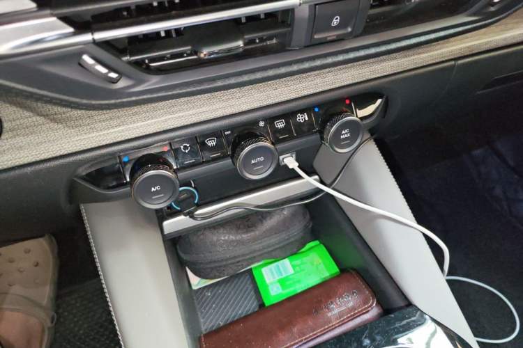 Used Citroen C5 X 2023 1.6T Extraordinary Power Audio And AC Panel