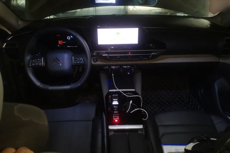 Used Citroen C5 X 2023 1.6T Enjoy the Extraordinary Center Console
