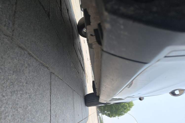 Used Citroen C5 X 2023 1.6T Enjoy the Extraordinary Chassis Front Left