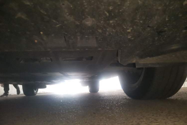 Used Citroen C5 X 2023 1.6T Enjoy the Extraordinary Chassis Front Left