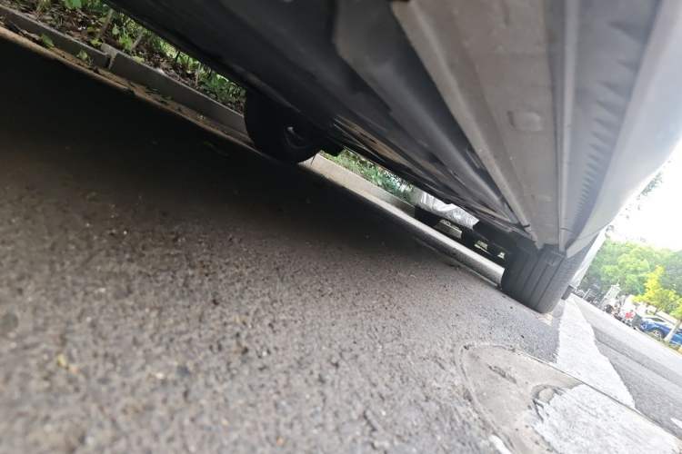 Used Citroen C5 X 2023 1.6T Extraordinary Power Chassis Front Left