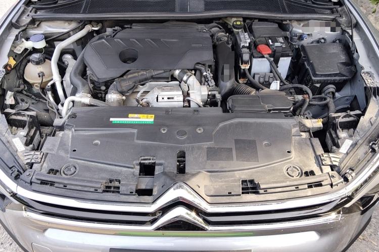 Used Citroen C5 X 2023 1.6T Enjoy the Extraordinary Engine Bay