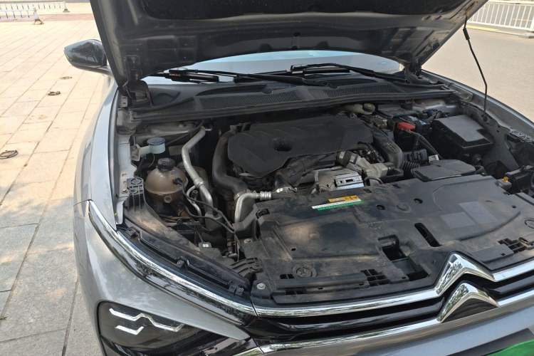 Used Citroen C5 X 2023 1.6T Enjoy the Extraordinary Engine Bay Right