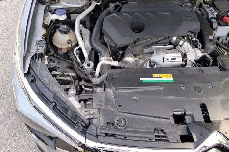 Used Citroen C5 X 2023 1.6T Enjoy the Extraordinary Engine Bay Right