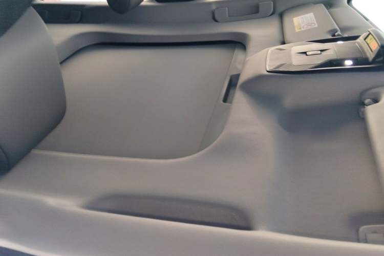 Used Citroen C5 X 2023 1.6T Enjoy the Extraordinary Headliner