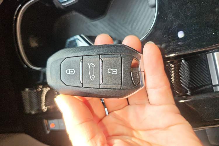 Used Citroen C5 X 2023 1.6T Enjoy the Extraordinary Interior 1