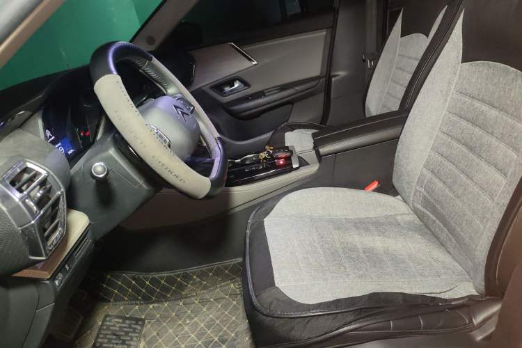 Used Citroen C5 X 2023 1.6T Enjoy the Extraordinary Left Front Seat