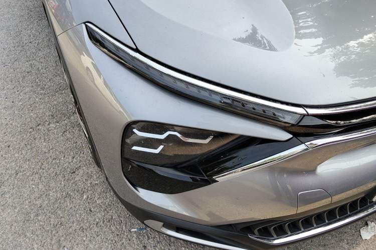 Used Citroen C5 X 2023 1.6T Enjoy the Extraordinary Right Front Headlight