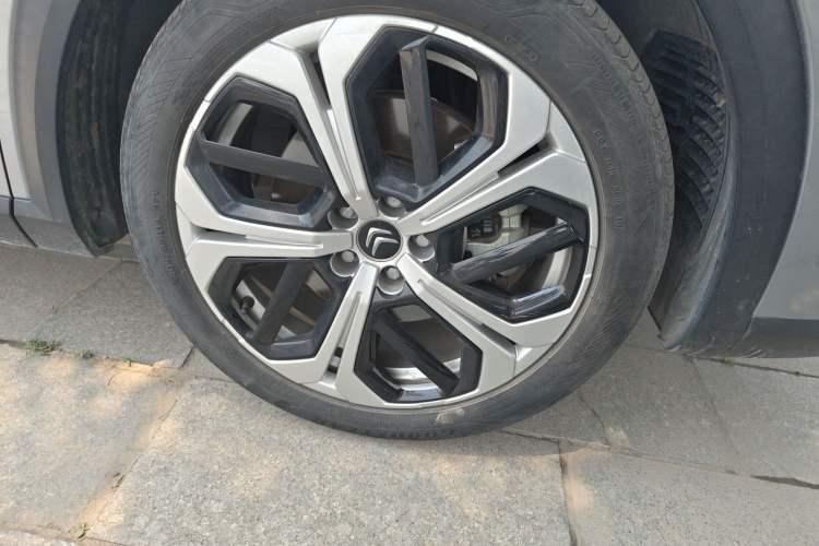 Used Citroen C5 X 2023 1.6T Enjoy the Extraordinary Right Front Wheel Hub