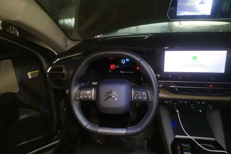 Used Citroen C5 X 2023 1.6T Enjoy the Extraordinary Steering Wheel
