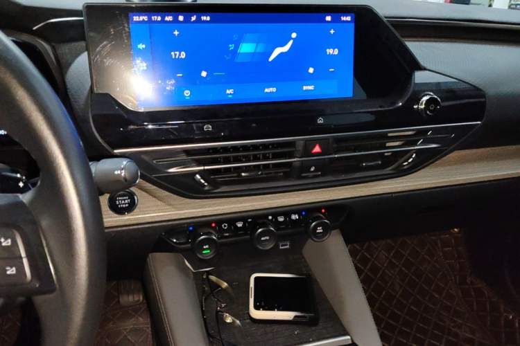 Used Citroen C5 X 2023 1.6T Enjoy the Extraordinary Audio And AC Panel