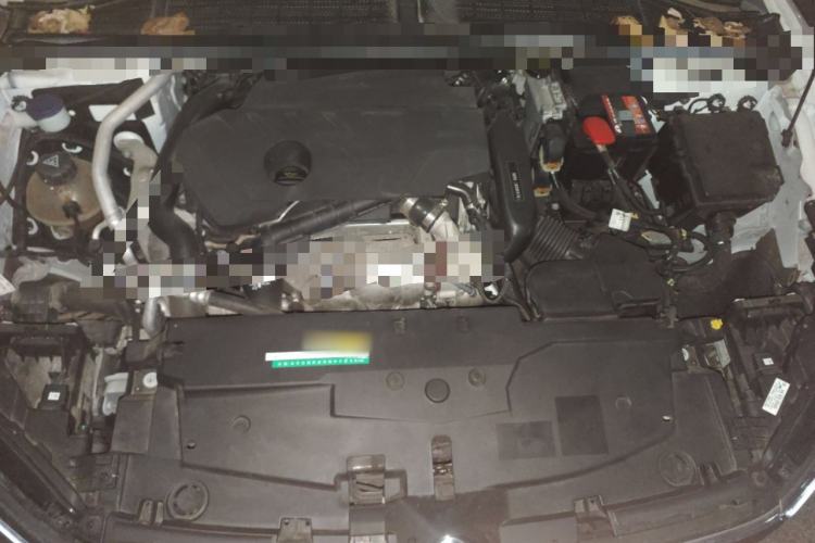 Used Citroen C5 X 2023 1.6T Enjoy the Extraordinary Engine Bay