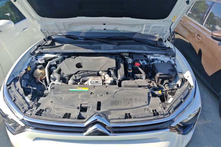 Used Citroen C5 X 2023 1.6T Enjoy the Extraordinary Engine Bay