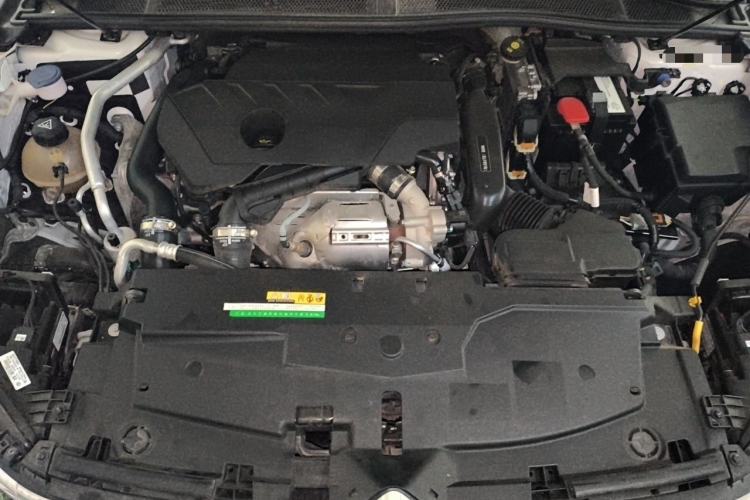 Used Citroen C5 X 2023 1.6T Extraordinary Power Engine Bay