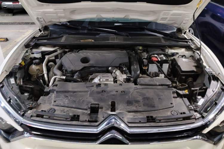 Used Citroen C5 X 2023 1.6T Enjoy the Extraordinary Engine Bay