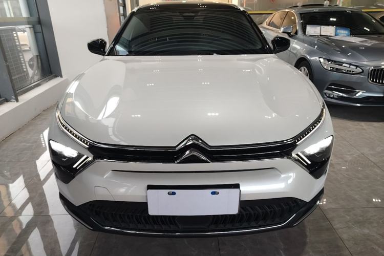 Used Citroen C5 X 2023 1.6T Enjoy the Extraordinary Front