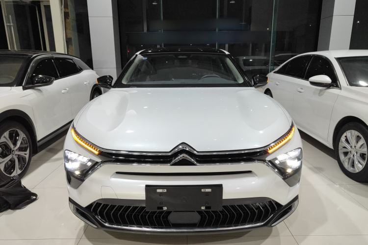 Used Citroen C5 X 2023 1.6T Enjoy the Extraordinary Front