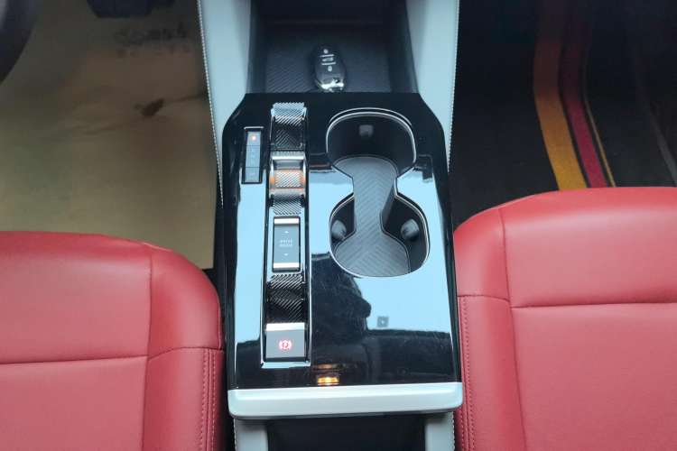 Used Citroen C5 X 2023 1.6T Enjoy the Extraordinary Gear Lever