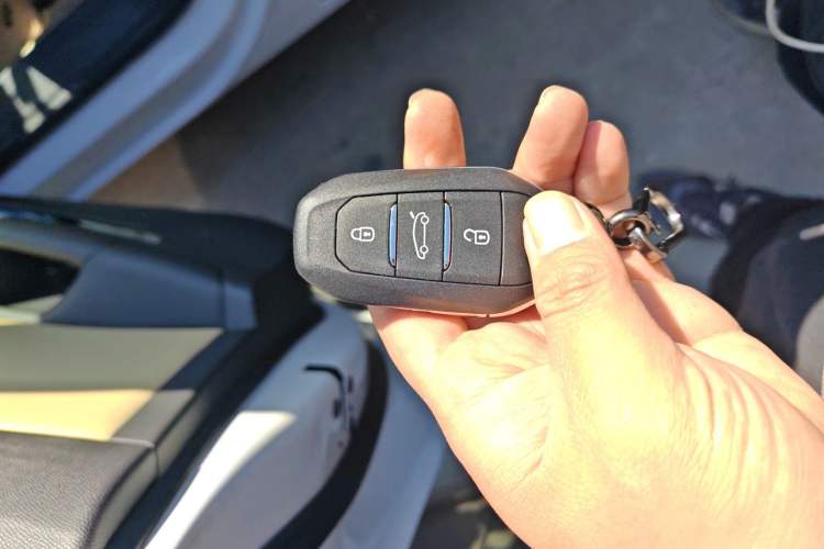 Used Citroen C5 X 2023 1.6T Enjoy the Extraordinary Interior 1