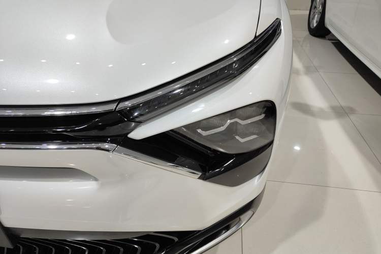 Used Citroen C5 X 2023 1.6T Enjoy the Extraordinary Left Front Headlight