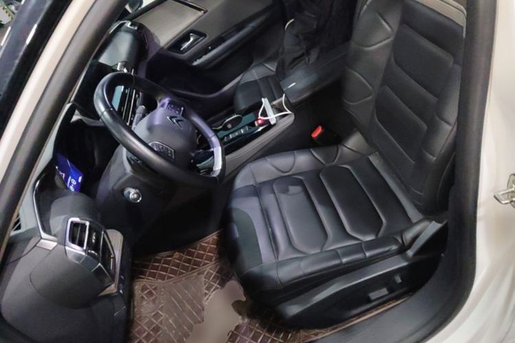 Used Citroen C5 X 2023 1.6T Enjoy the Extraordinary Left Front Seat