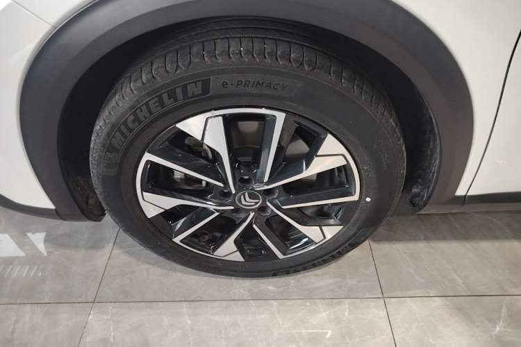 Used Citroen C5 X 2023 1.6T Enjoy the Extraordinary Left Front Wheel Hub