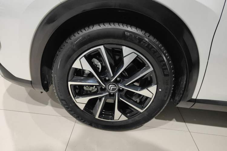 Used Citroen C5 X 2023 1.6T Enjoy the Extraordinary Left Front Wheel Hub