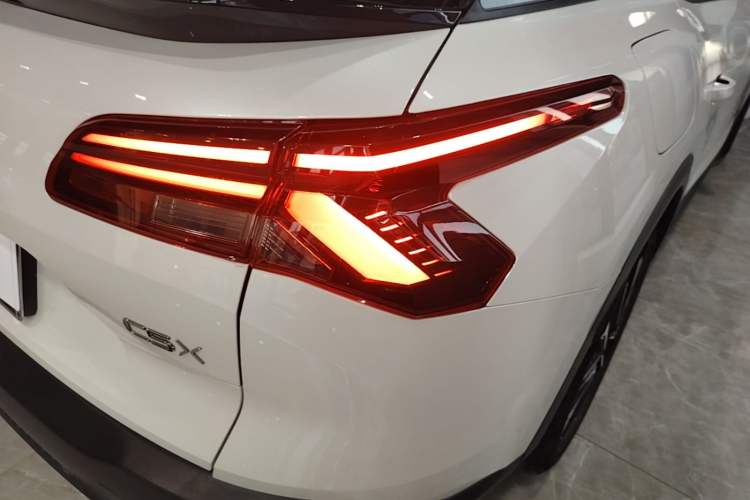 Used Citroen C5 X 2023 1.6T Enjoy the Extraordinary Right Rear Taillight