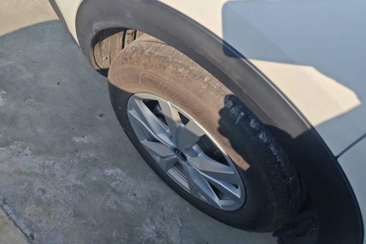 Used Citroen C5 X 2023 1.6T Enjoy the Extraordinary Right Rear Wheel Hub