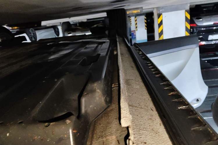 Used Citroen C5 X 2023 1.6T Enjoy the Extraordinary Right Side Sill