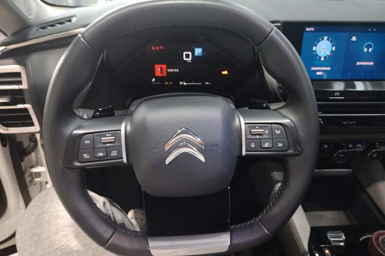 Used Citroen C5 X 2023 1.6T Enjoy the Extraordinary Steering Wheel