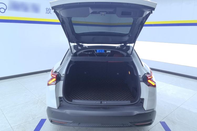 Used Citroen C5 X 2023 1.6T Enjoy the Extraordinary Trunk