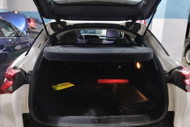 Used Citroen C5 X 2023 1.6T Enjoy the Extraordinary Trunk