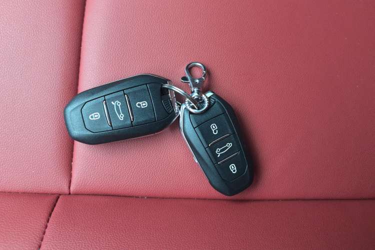 Used Citroen C5 X 2023 1.6T Enjoy the Extraordinary Vehicle Key